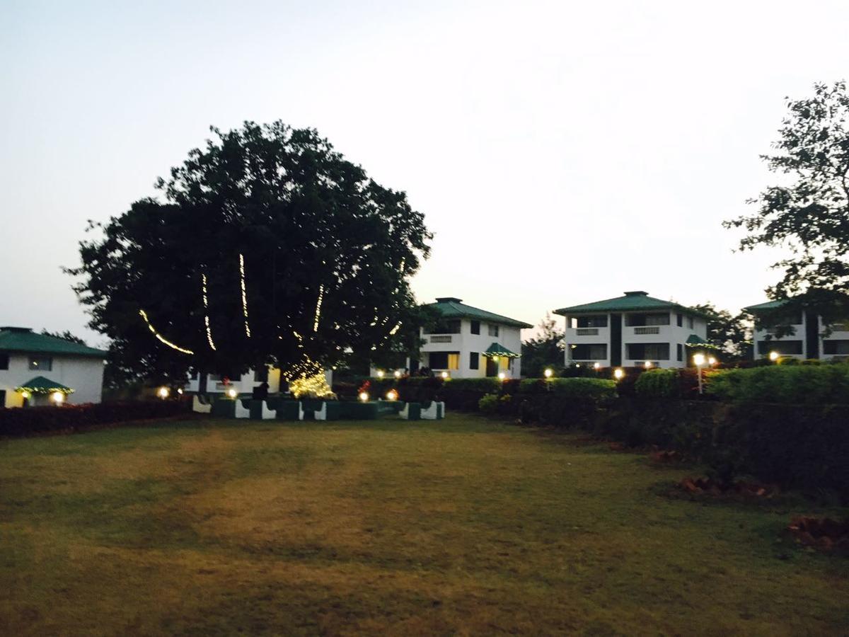 Presidency Highland Resort Koynanagar Екстер'єр фото